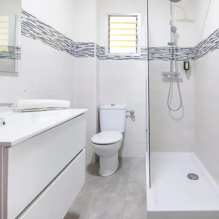 Vlc Host - Cubells アパート